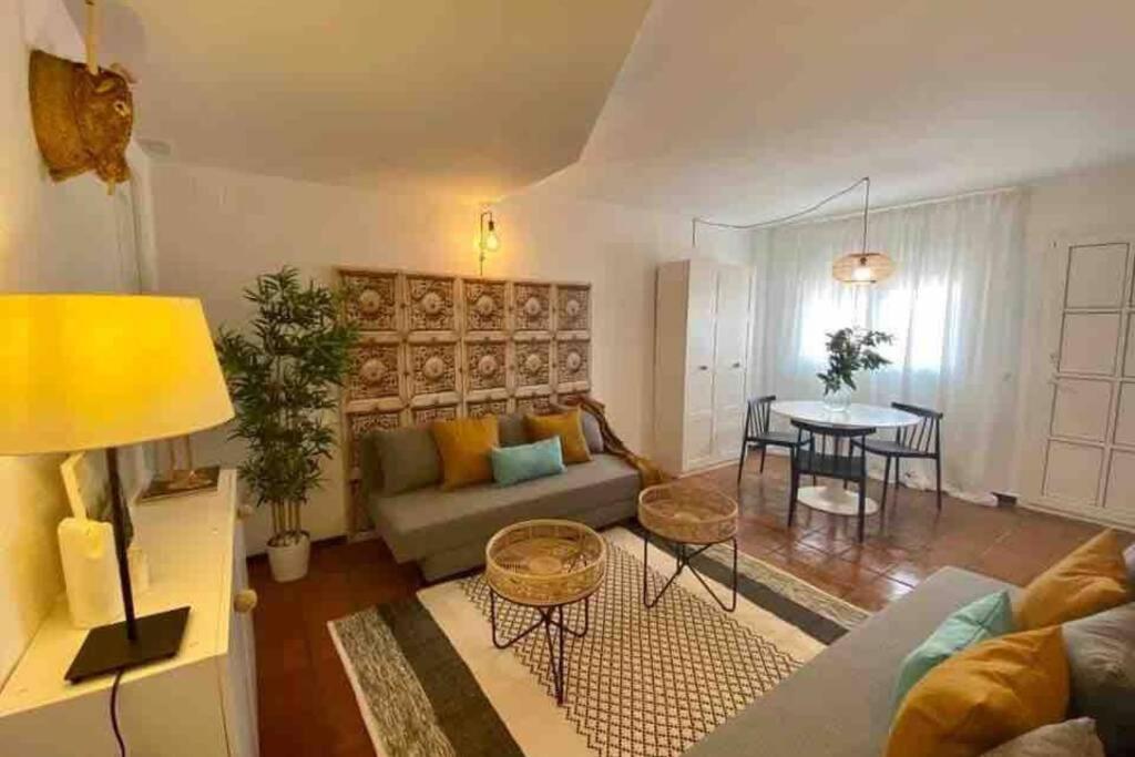 Casa Luz Del Rocio Refugio Con Alma A 8 Minutos De La Ermita Apartment Luaran gambar