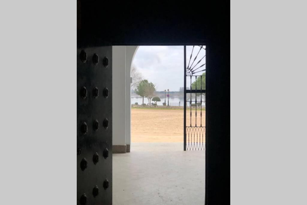 Casa Luz Del Rocio Refugio Con Alma A 8 Minutos De La Ermita Apartment Luaran gambar
